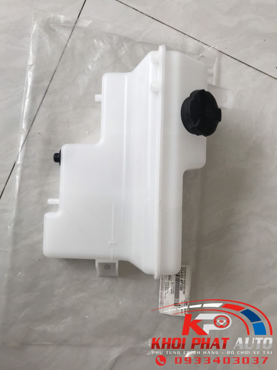 binh-nuoc-phu-hyundai-porter-2-h150-3.jpg