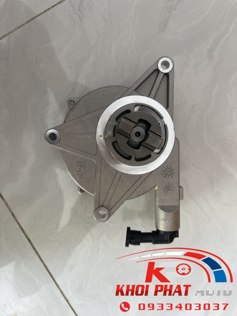 bơm-chan-khong-hyundai-ex8-ex8gtl-5.jpg
