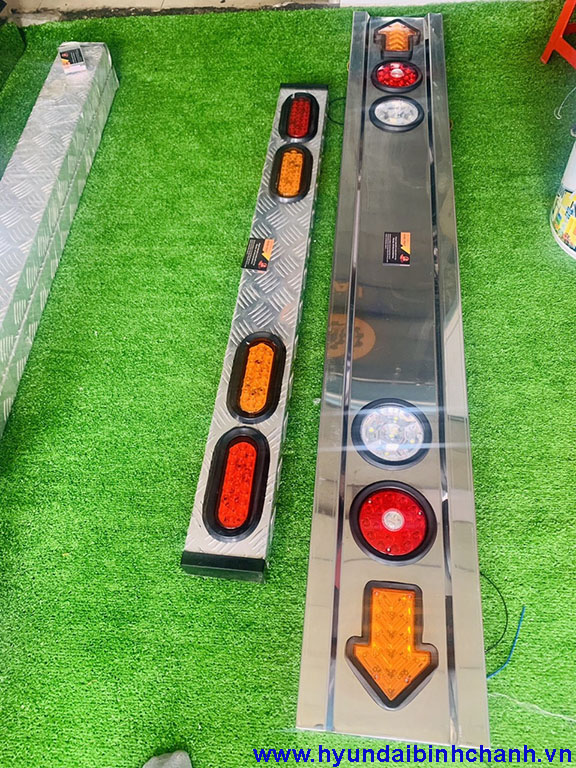 can-duoi-xe-tai-den-led.jpg