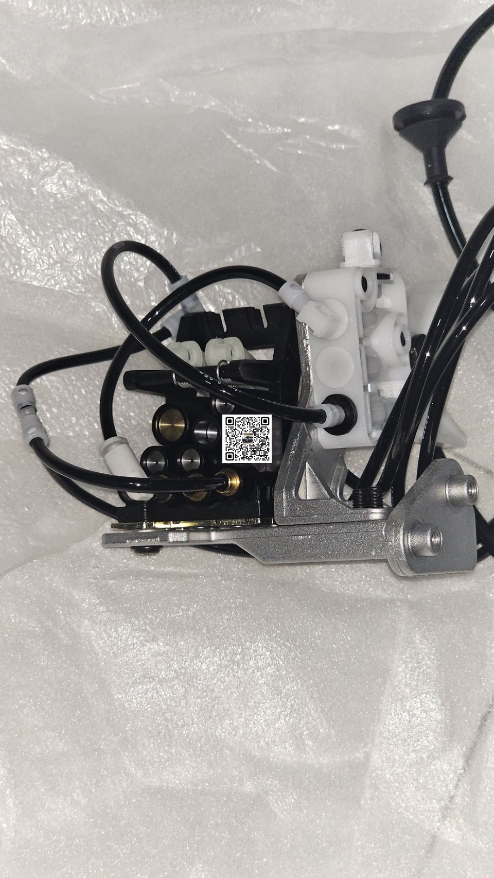 chia-hoi-ghe-hyundai-trago-hd320-hd1000-universe-3.jpg_1