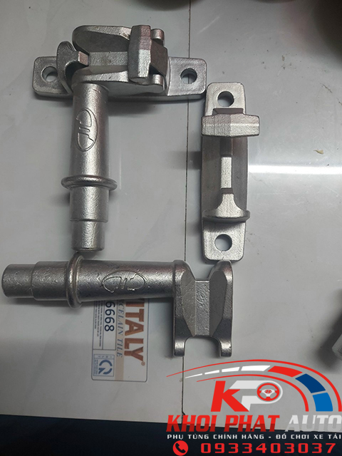 chot-gay-cua-thung-xe-tai.jpg_1