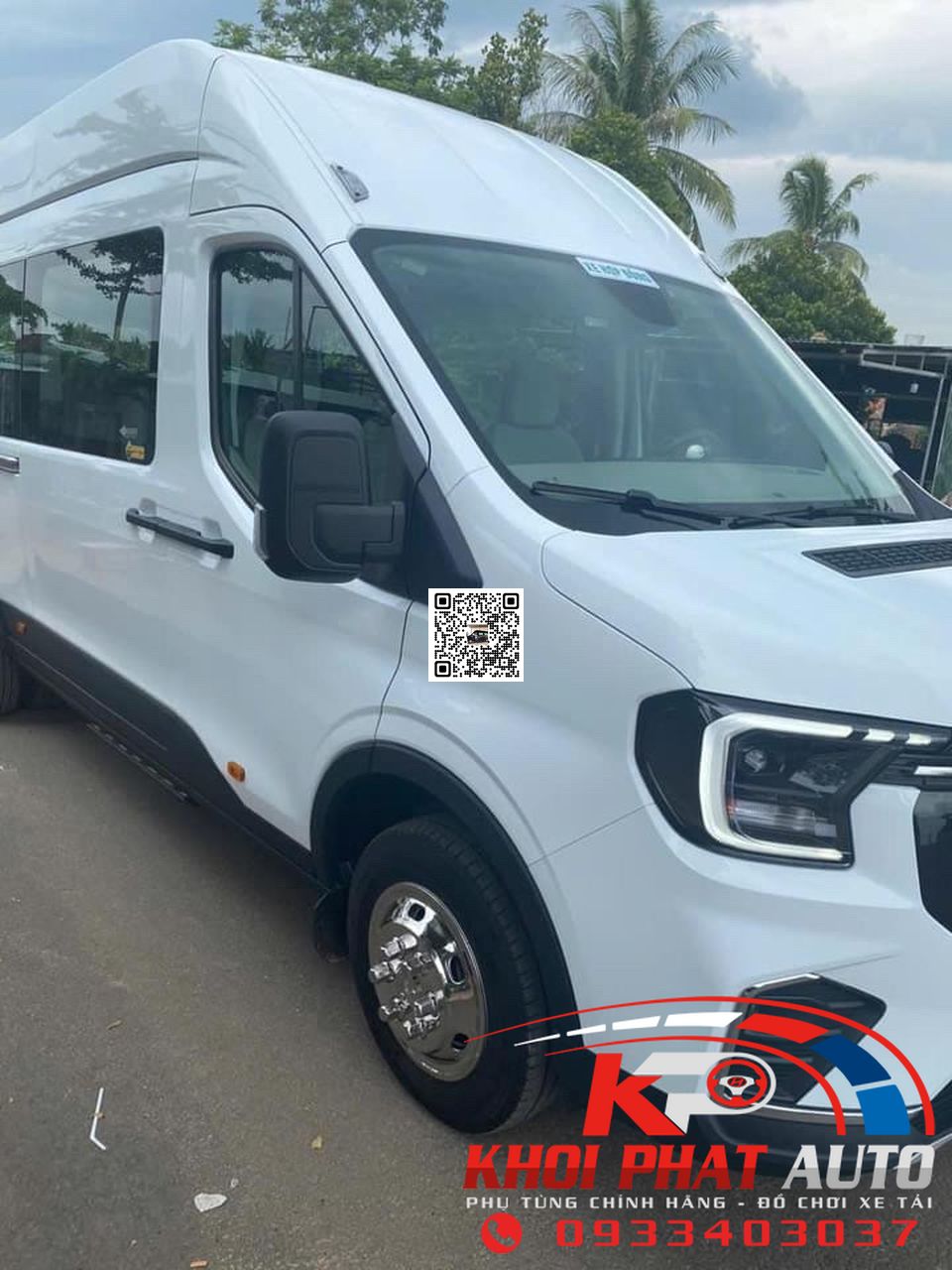 chup-mam-inox-ford-transit-16-cho-2024-01.jpg_1