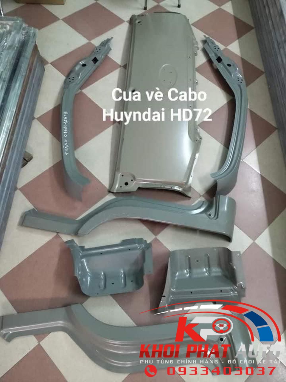 cua-ve-buoc-chan-hyundai-hd72-hd99-110s-n250-hd700-hd800-1.jpg