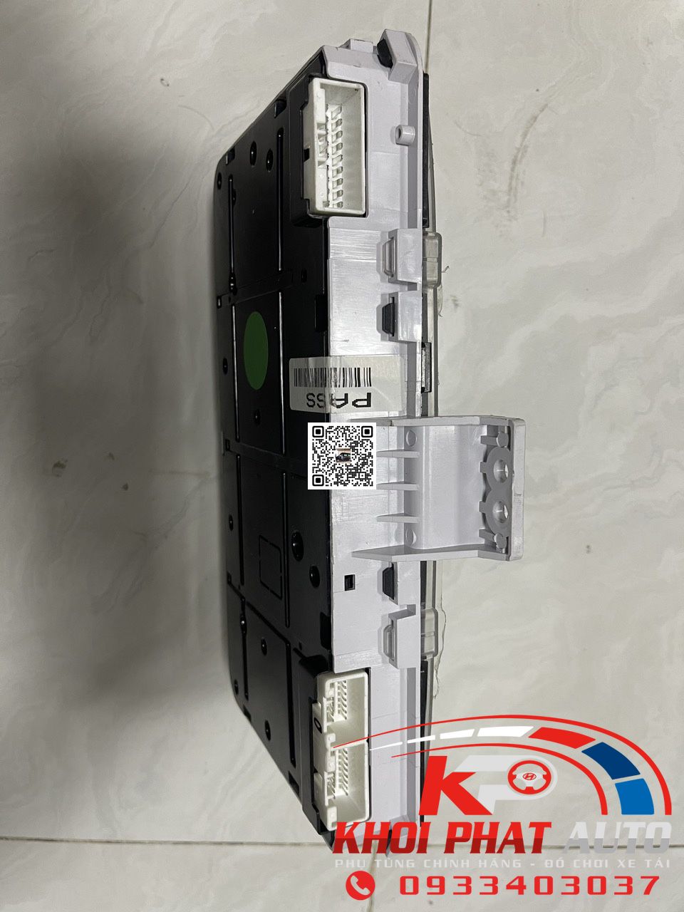 dong-ho-taplo-iz49-2.jpg_1