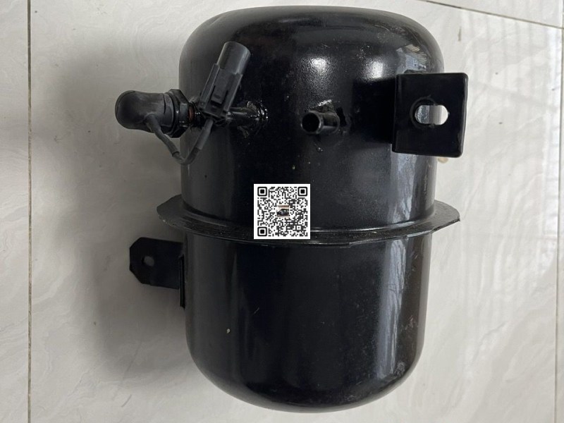 Bầu hơi chân không Hyundai HD72 HD99 110S N250 chính hãng