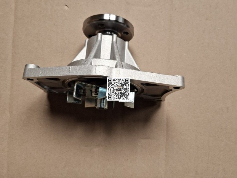 bom-nuoc-hyundai-hd72-hd99-110s-1