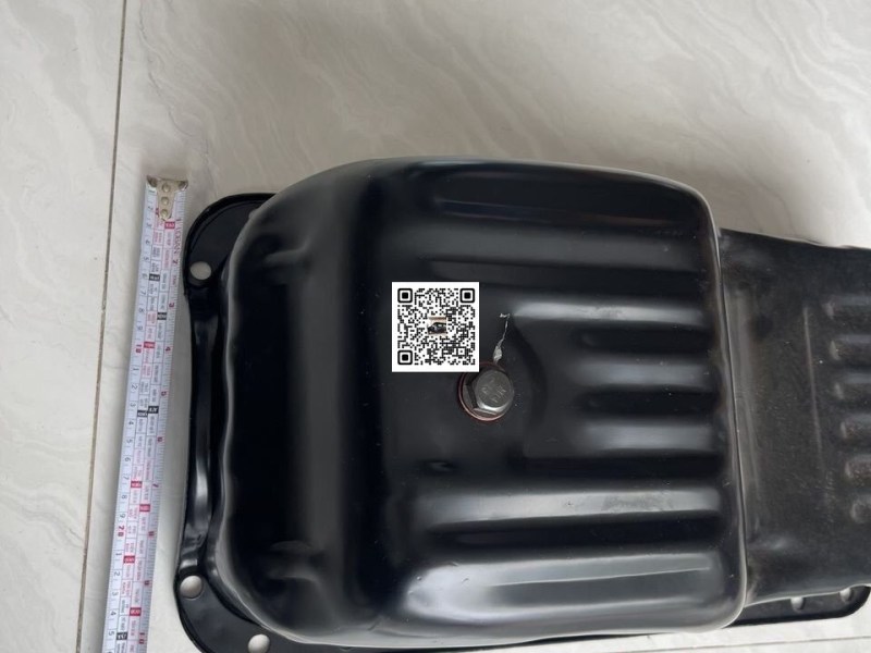 Đáy các te nhớt Isuzu QKR 210 230 270