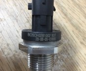 Cảm biến áp suất nhiên liệu IZ65 IZ49 Cảm biến ống Rail Veam VT260 