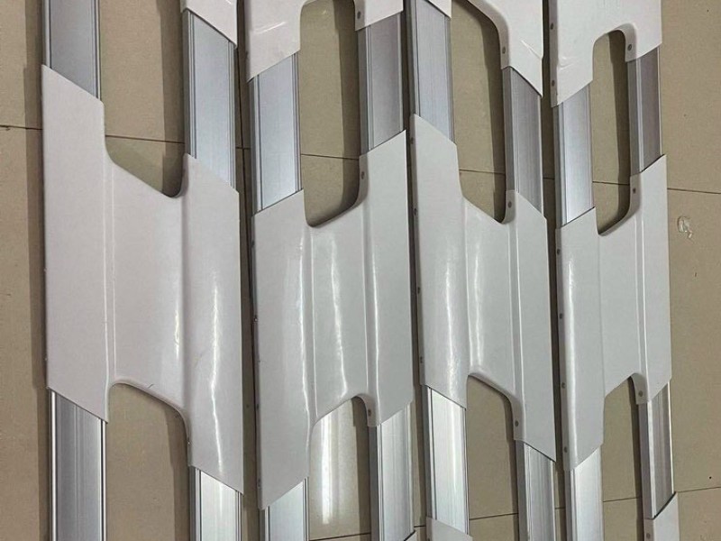 Cản nhôm xe tải cản hong nhôm cho xe tải