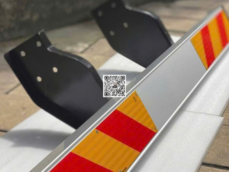 Cản nhôm Hyundai Trago 15 tấn cản sau nhôm đúc