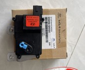 Chuột cửa Hyundai HD72 HD99 110S Role chốt cửa N250 HD700 HD800 chính hãng