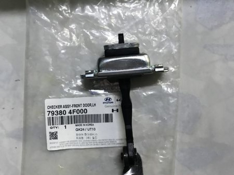 Giới hạn cửa Hyundai Porter 2 H150 chính hãng 