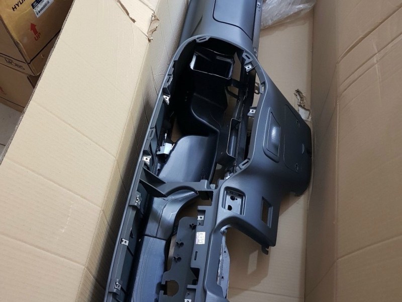 Mặt Taplo bàn thờ Hyundai HD72 HD99 HD120 110S Taplo Hyundai