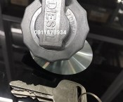 Nắp thùng dầu Isuzu QKH QKR FRR FVM NMR