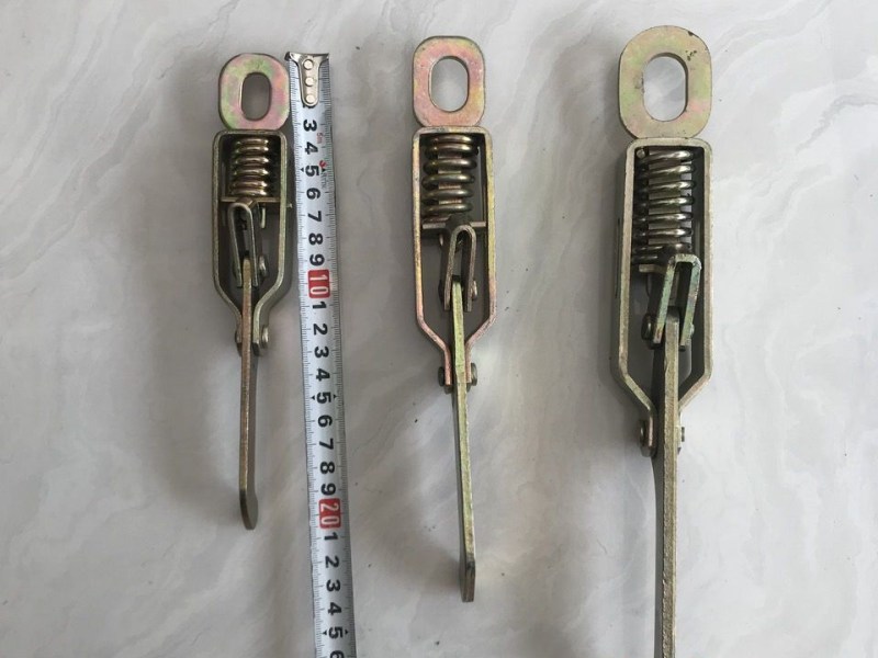 Tay khoá tôm thùng xe tải Inox sắt